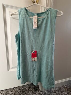 Women’s Light Blue Sleeveless Tank Top — Relaxed Fit